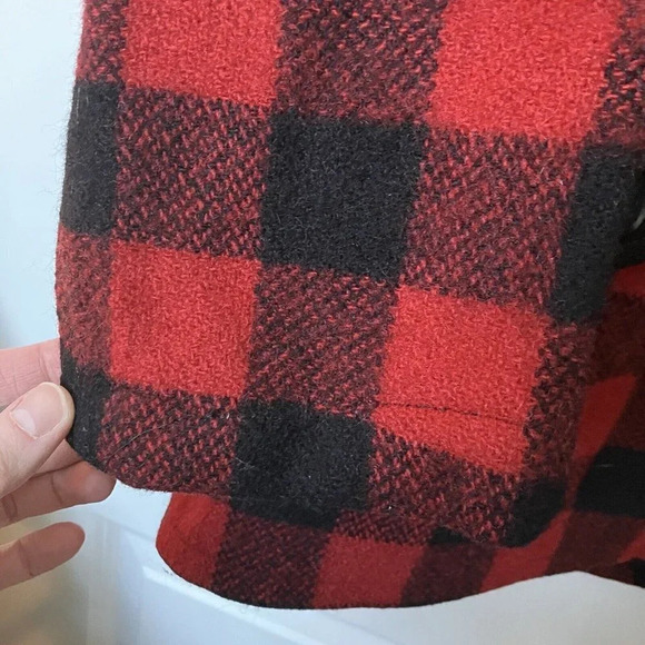 Vintage T. Eaton Wool Red Black Buffalo Plaid Lumberjack Shirt Jacket Shacket - Picture 4 of 6
